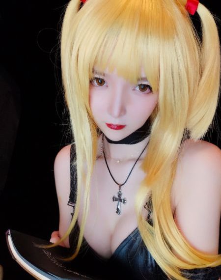 免费黄片在线播放_十万网红美女美酱